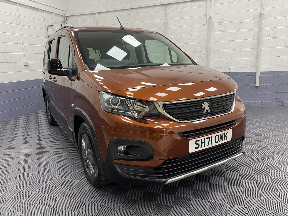 2021 (71) Peugeot Rifter 1.5 BlueHDi Wheelchair Accessible Vehicle (WAV)