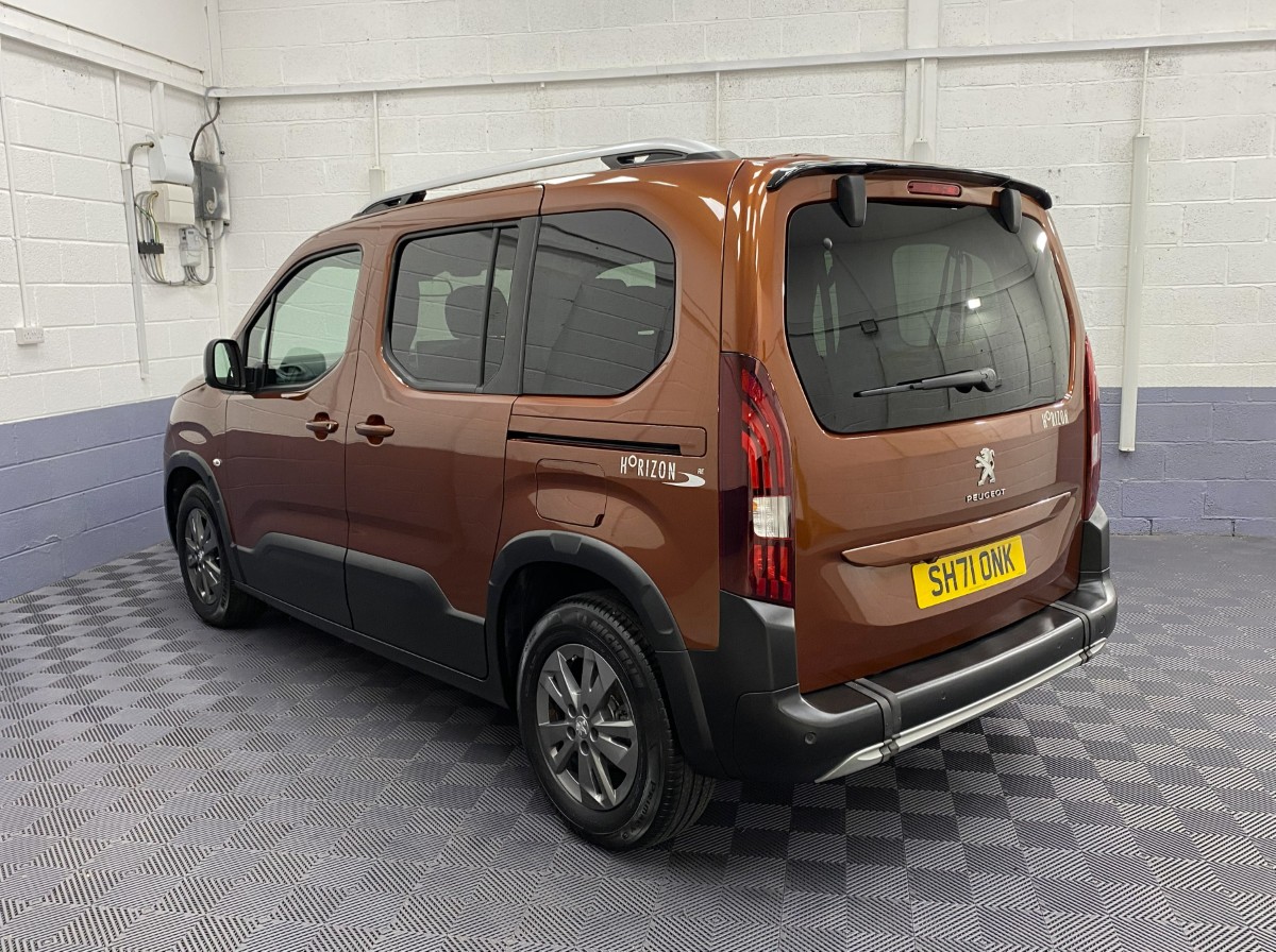 Wheelchair Accessible Vehicle Peugeot Rifter Rear Three Quarter View with Tailgate closed SH71ONK