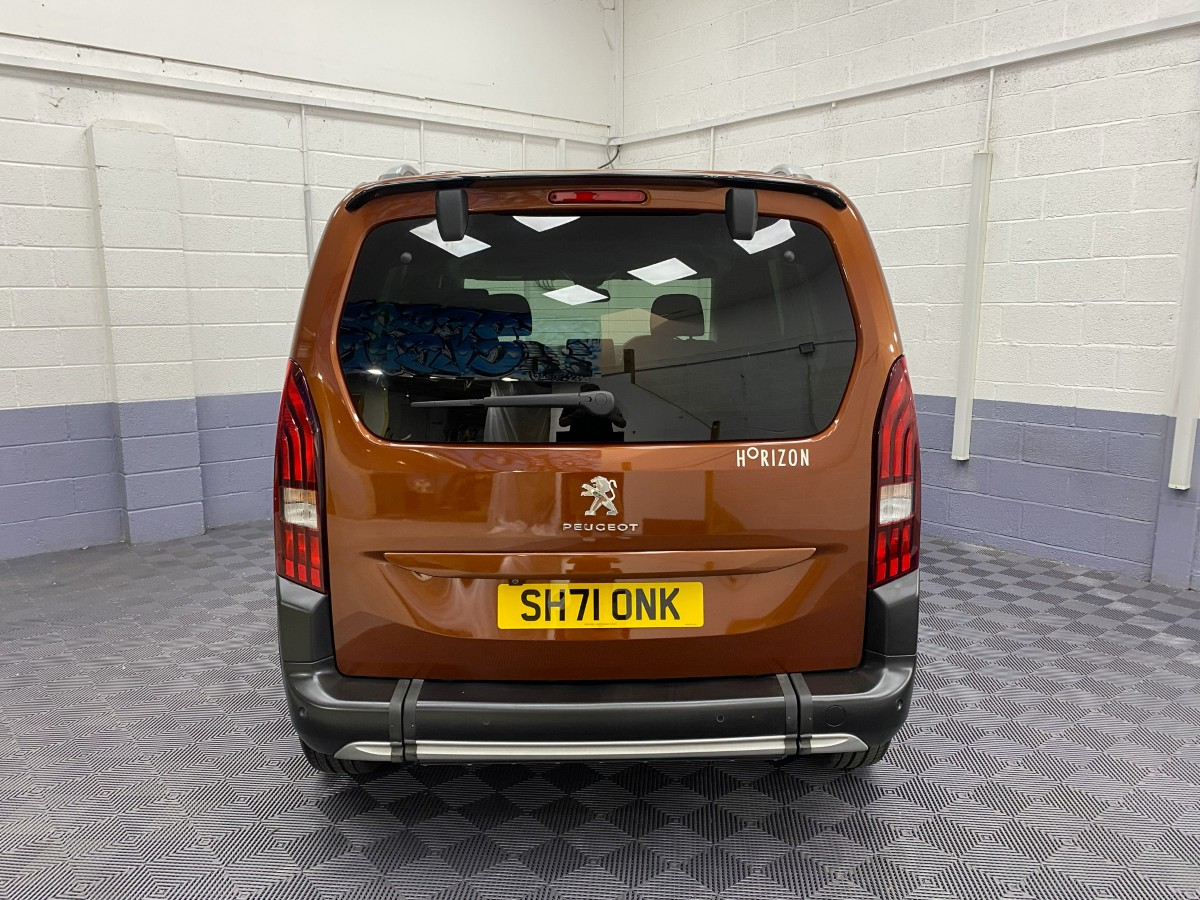 2021 (71) Peugeot Rifter 1.5 BlueHDi Wheelchair Accessible Vehicle (WAV)
