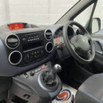 2014 Peugeot Partner wheelchair accessible vehicle Radio CD Player and Air conditioning controls SF64FNS