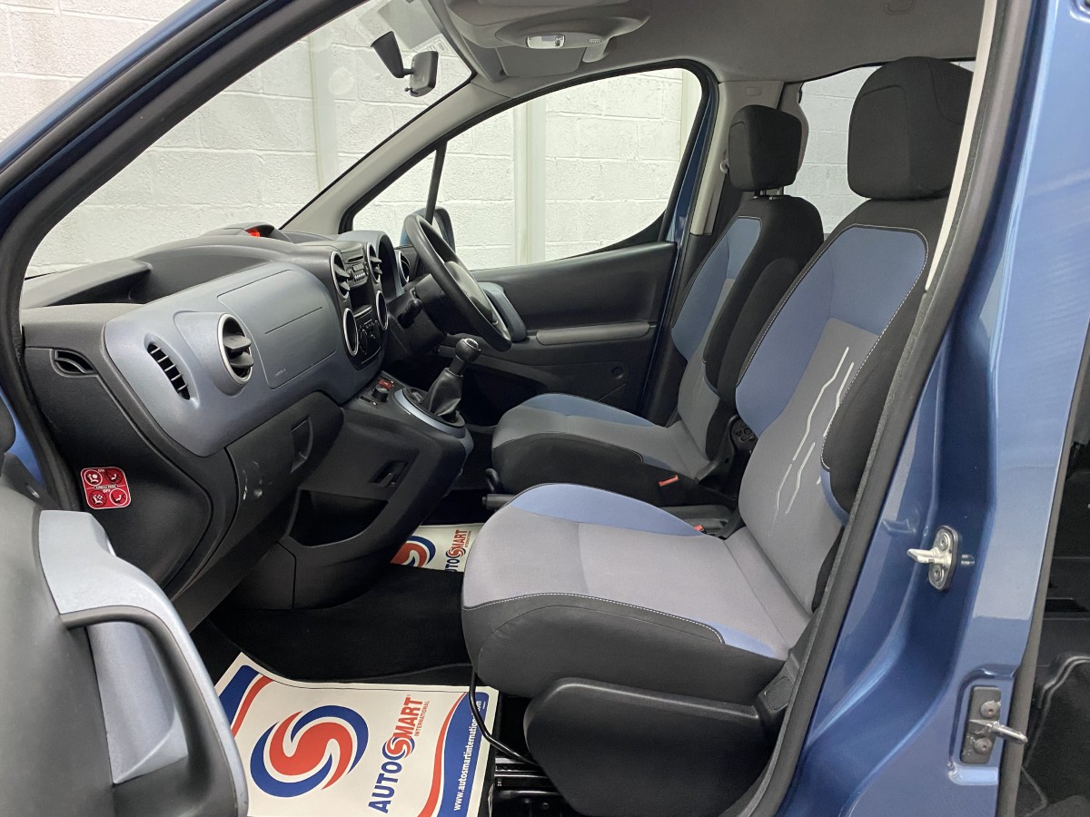 2014 64  Peugeot Partner 1.6 HDi Wheelchair Accessible Vehicle (WAV)