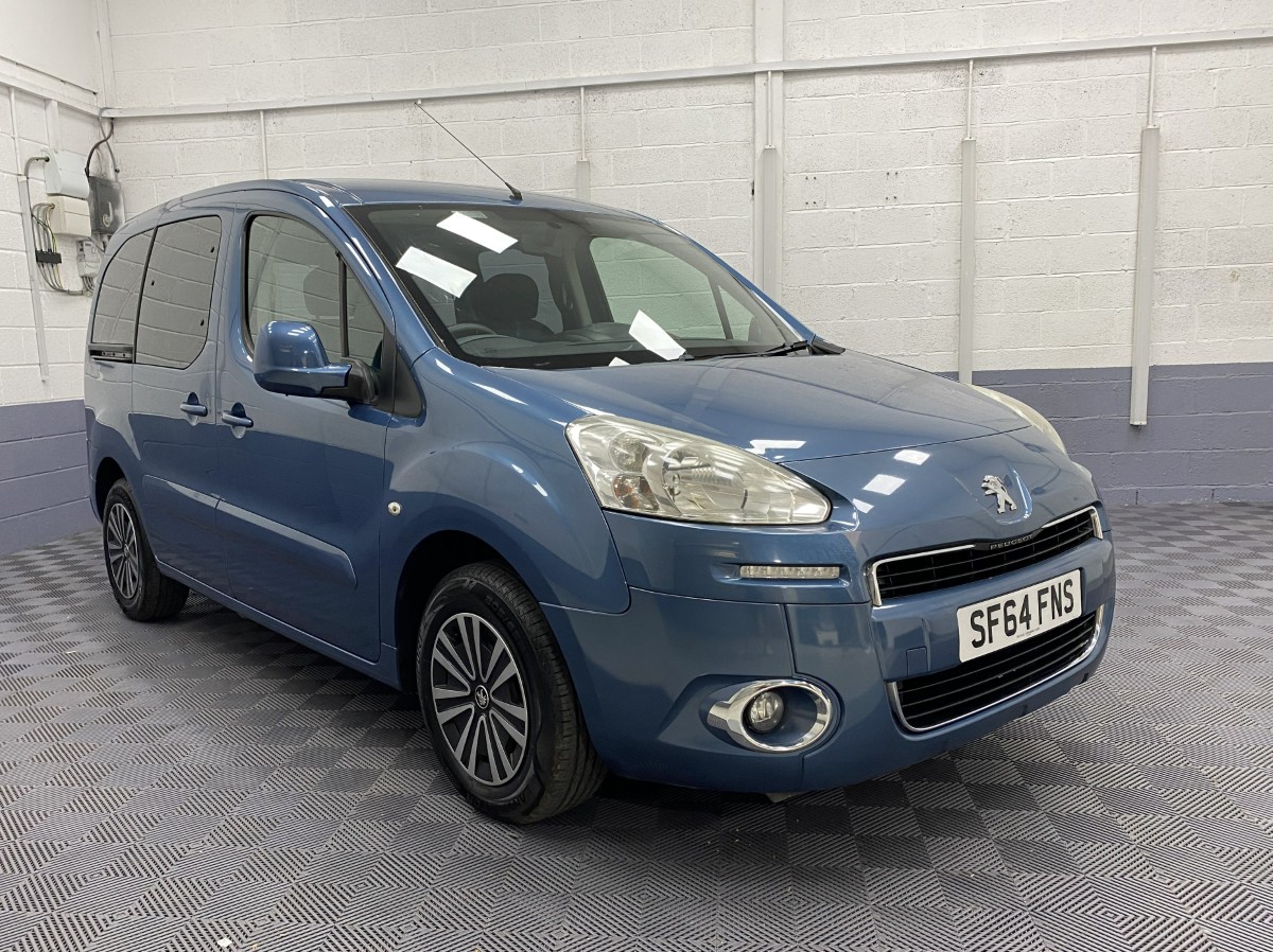 2014 Peugeot Partner wheelchair accessible vehicle front three view SF64FNS