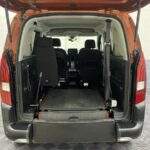 Peugeot Rifter Automatic rear wheelchair ramp in the fold flat position SF19CCU