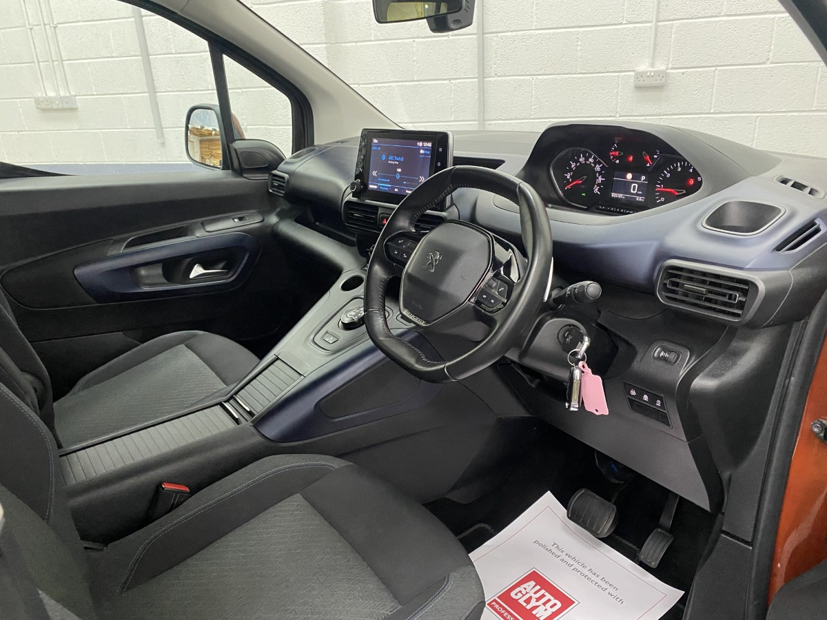 2019 (19) Peugeot Rifter 1.5 BlueHDi Automatic Wheelchair Accessible Vehicle (WAV)