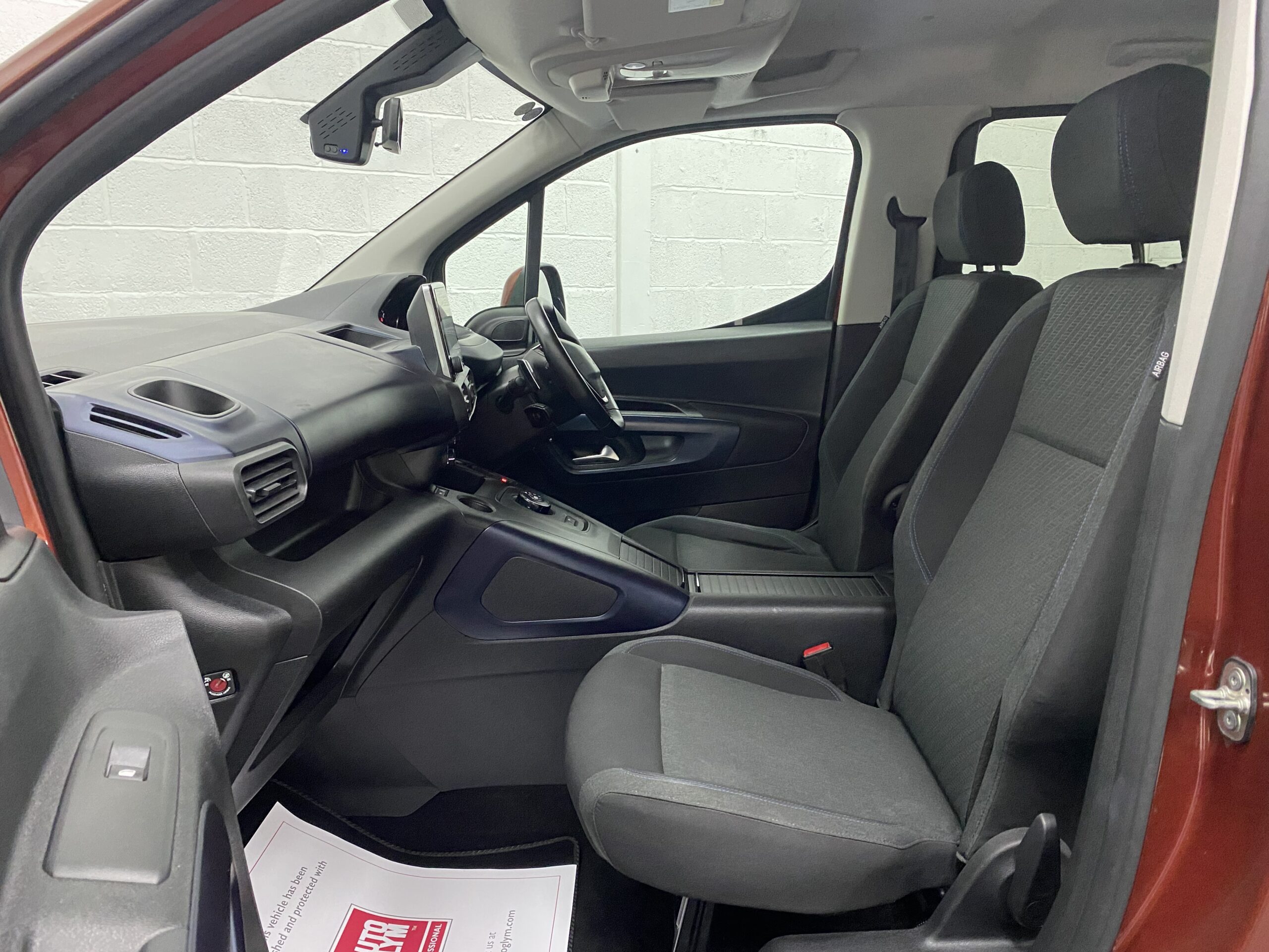 2019 (19) Peugeot Rifter 1.5 BlueHDi Automatic Wheelchair Accessible Vehicle (WAV)
