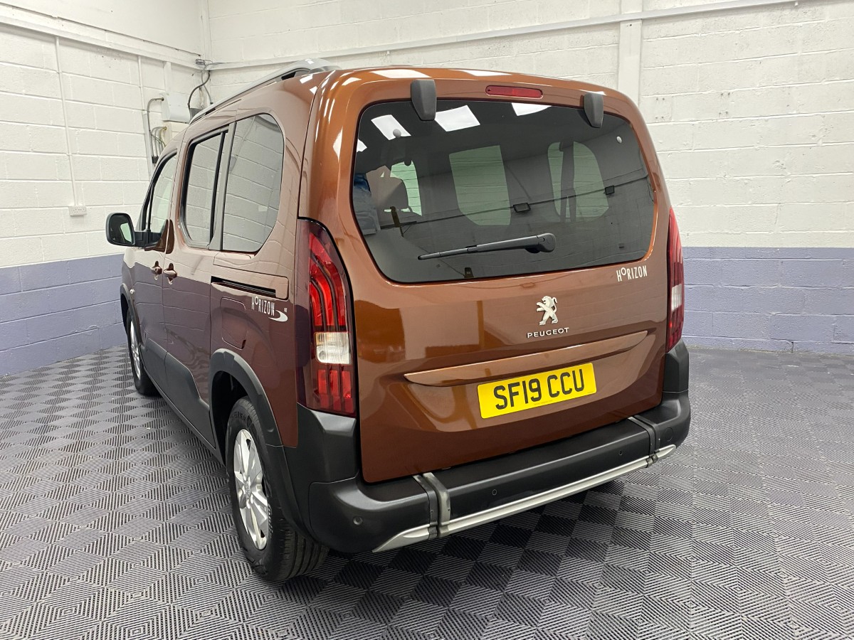 2019 (19) Peugeot Rifter 1.5 BlueHDi Automatic Wheelchair Accessible Vehicle (WAV)