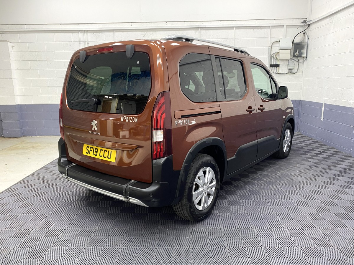 2019 (19) Peugeot Rifter 1.5 BlueHDi Automatic Wheelchair Accessible Vehicle (WAV)