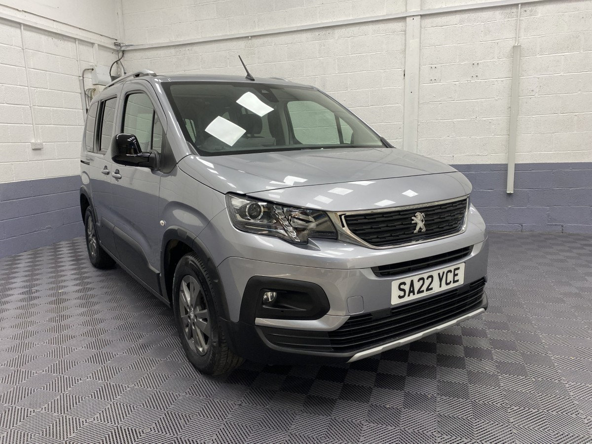 2022 (22) Peugeot Rifter 1.5 BlueHDi Wheelchair Accessible Vehicle (WAV)