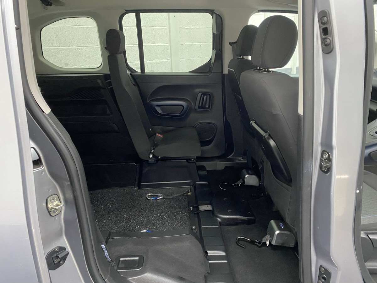 2022 (22) Peugeot Rifter 1.5 BlueHDi Wheelchair Accessible Vehicle (WAV)