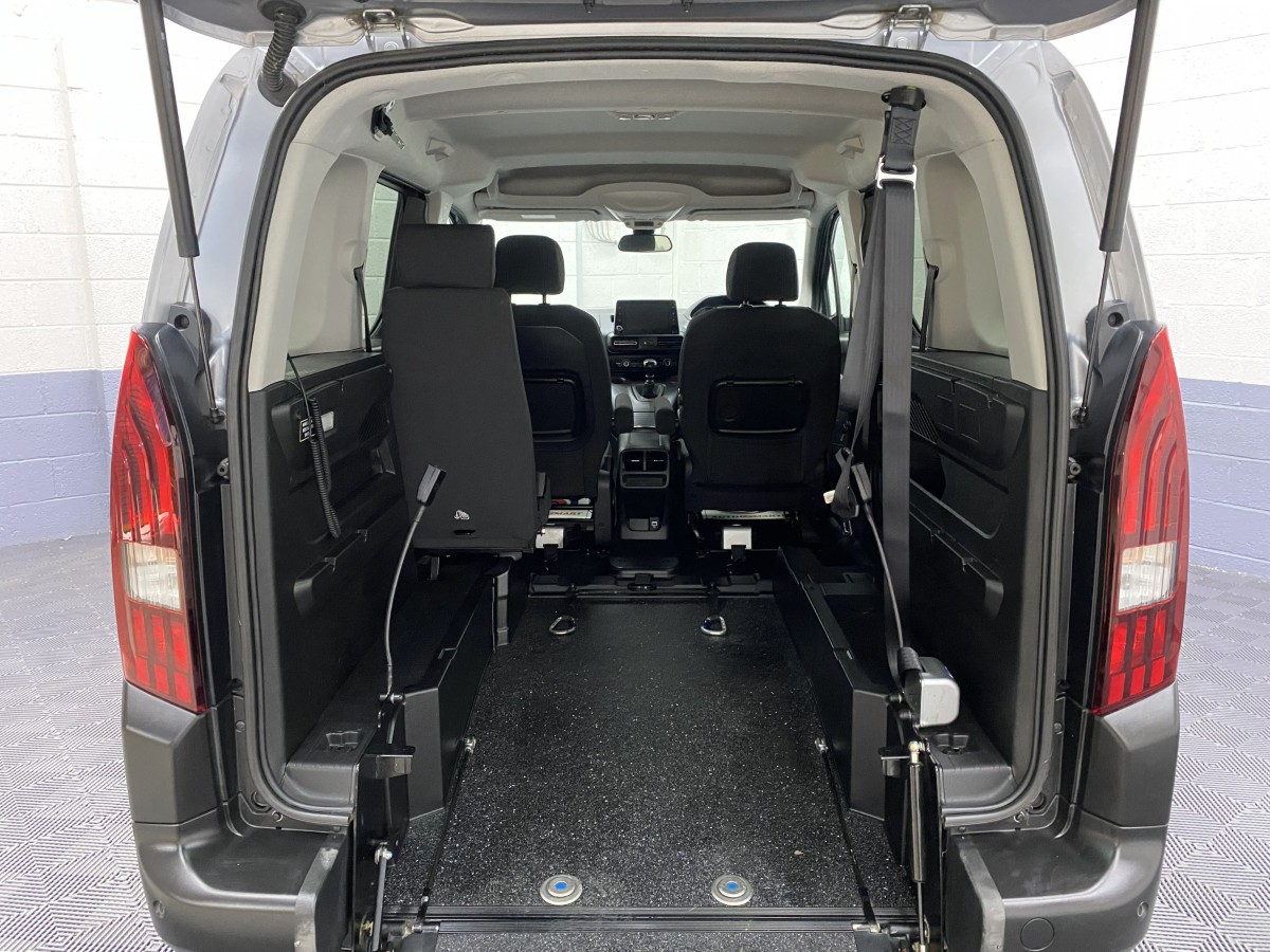 2022 Peugeot Rifter wheelchair accessible vehicle showing rear wheelcahir area from the rear SA22XNG