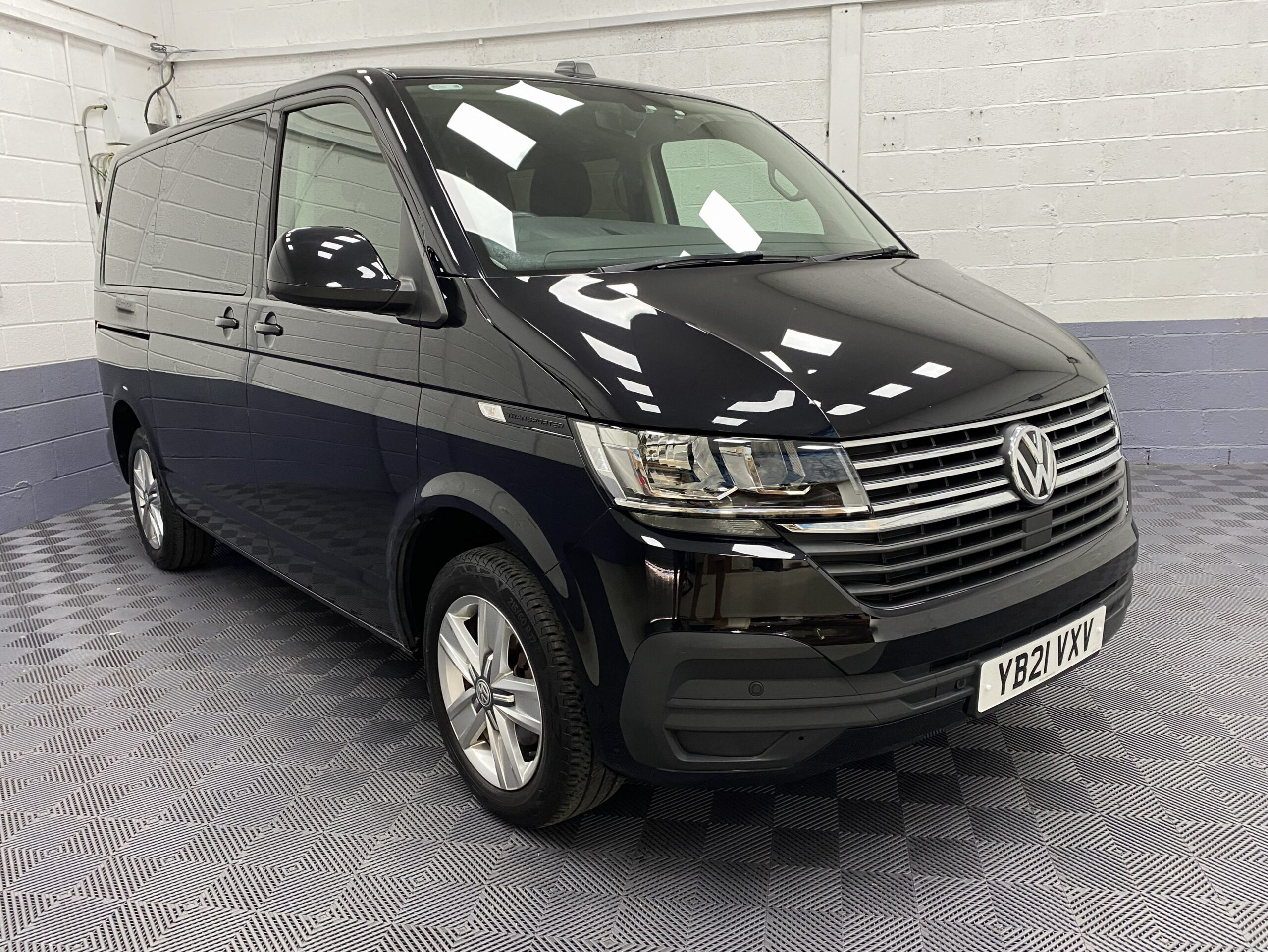 2021 (21) Volkswagen Transporter T6.1 SE 2.0 TDI DSG Wheelchair Accessible Vehicle (WAV)