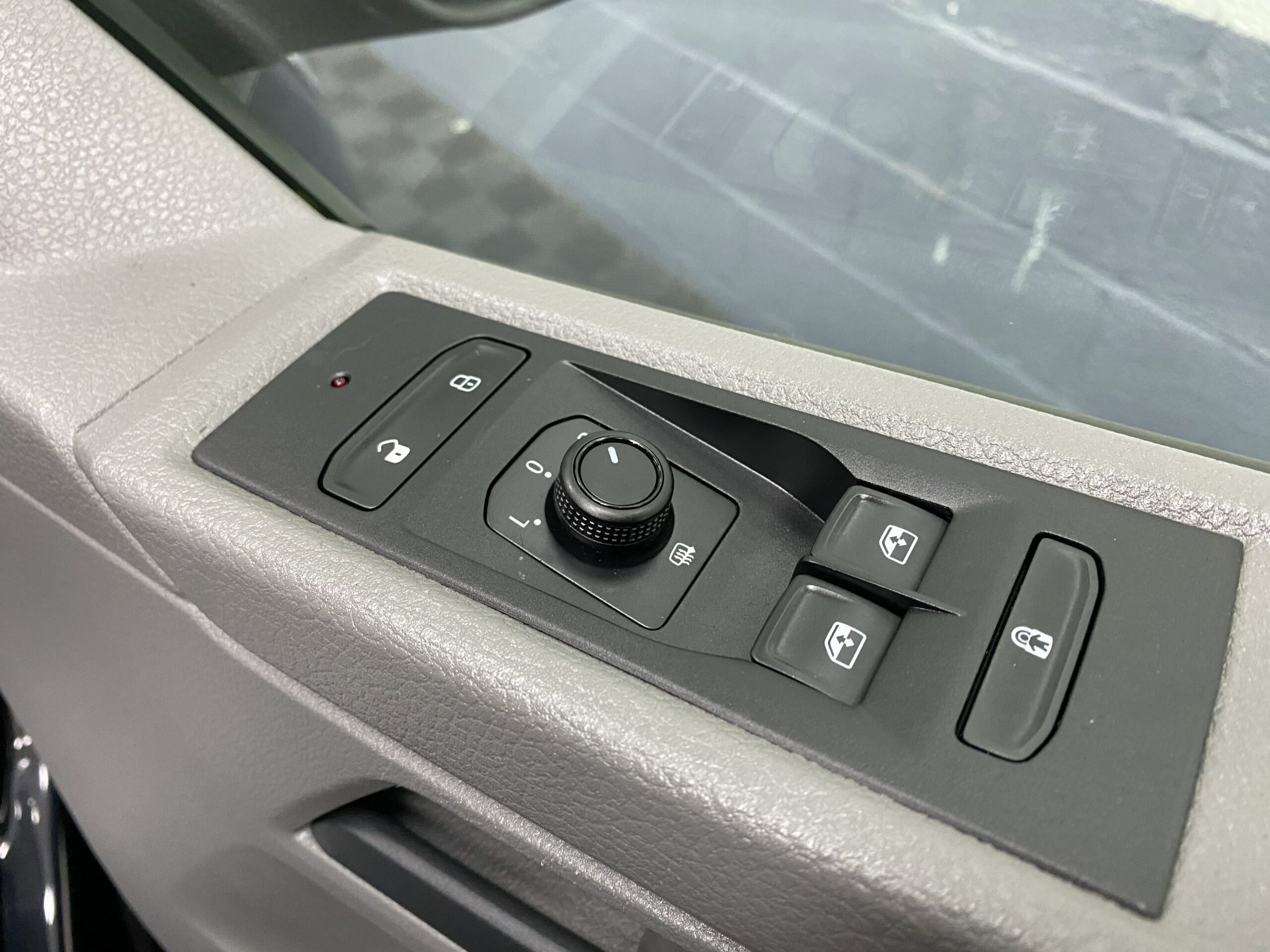 2021 (21) Volkswagen Transporter T6.1 SE 2.0 TDI DSG Wheelchair Accessible Vehicle (WAV)