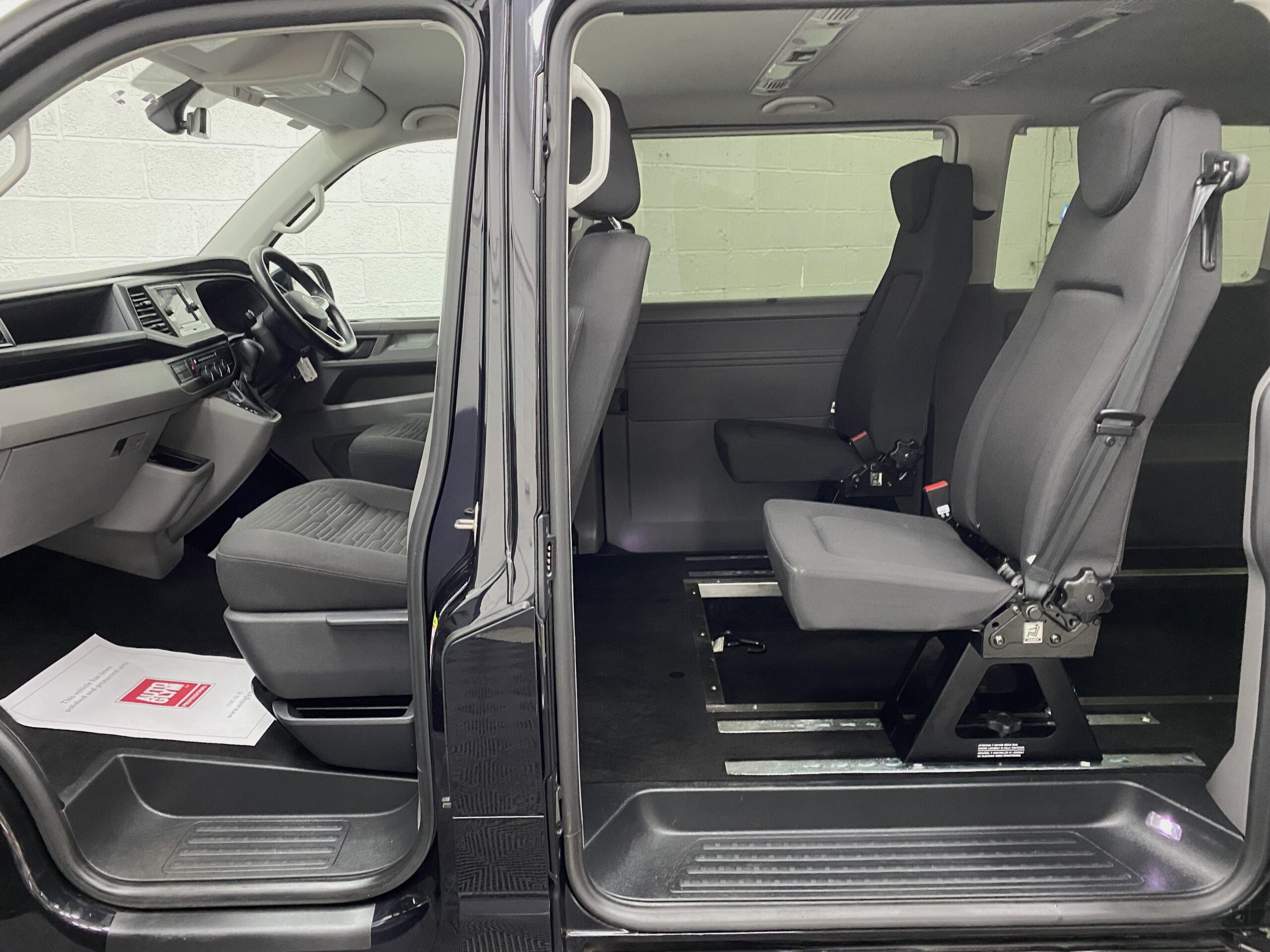 2021 (21) Volkswagen Transporter T6.1 SE 2.0 TDI DSG Wheelchair Accessible Vehicle (WAV)