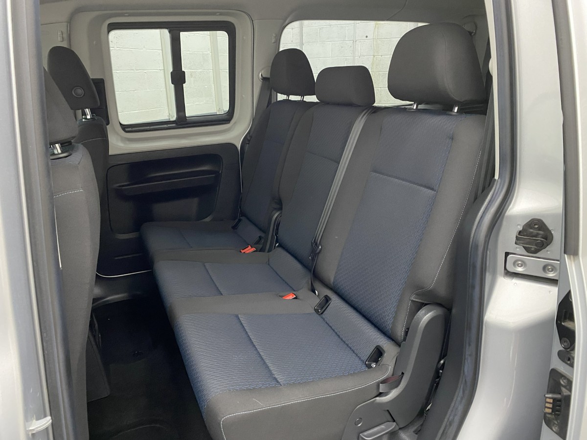 2021 Volkswagen Caddy Maxi wheelchair accessible vehicle rear seats SB21UOH