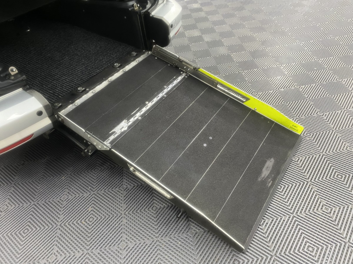 Rear wheelchair ramp fitted to Volkswagen Caddy Maxi wheelchair accessible vehicle SB21UOH