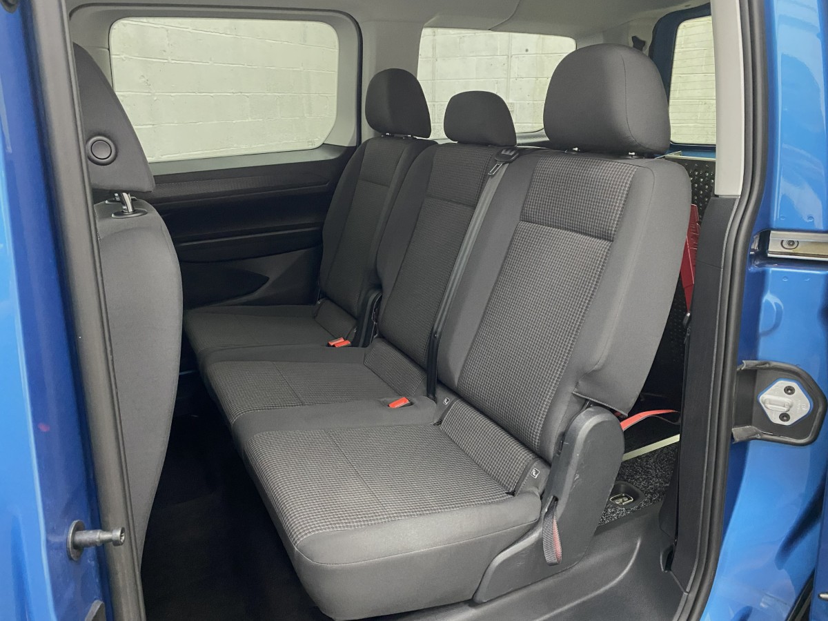 2022 72 Volkswagen Caddy Maxi 1.5 TSi Wheelchair Accessible Vehicle (WAV)