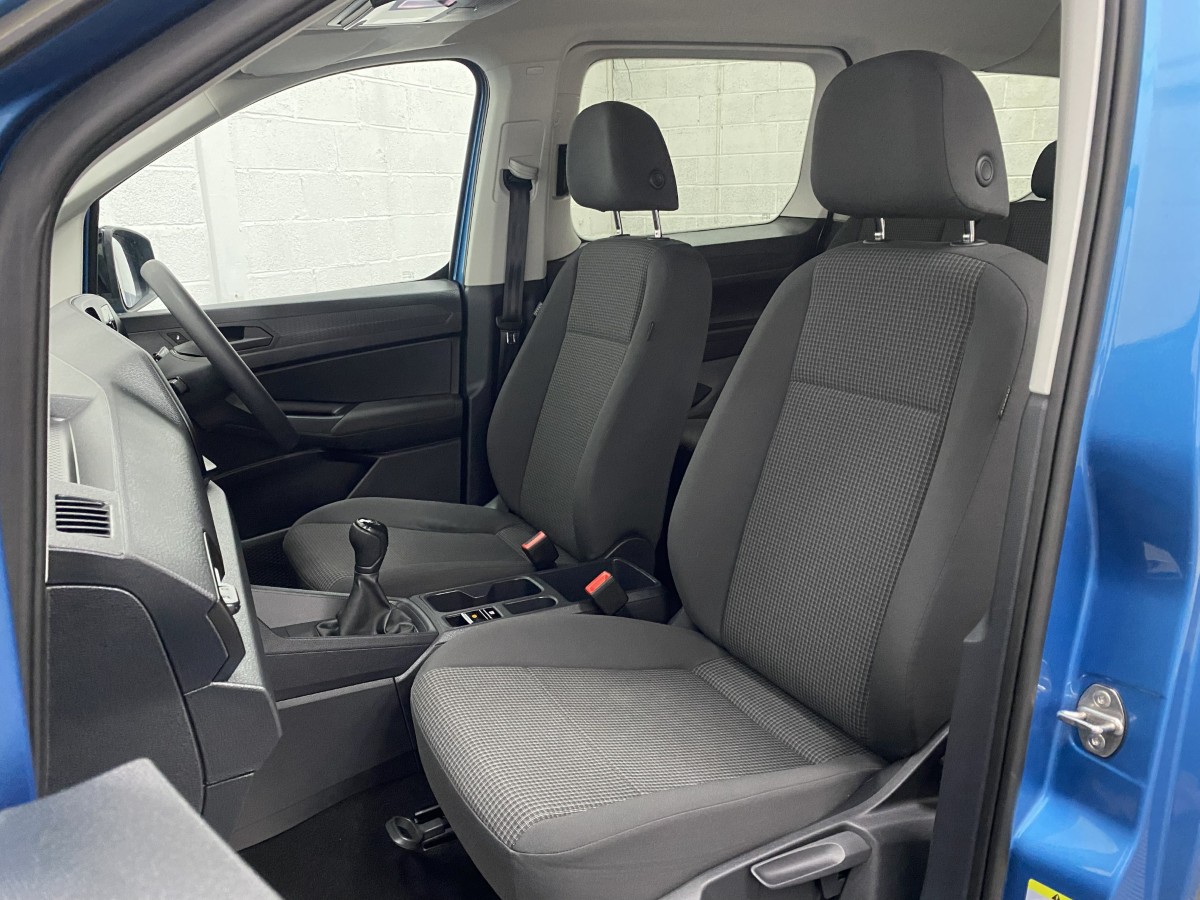 2022 72 Volkswagen Caddy Maxi 1.5 TSi Wheelchair Accessible Vehicle (WAV)