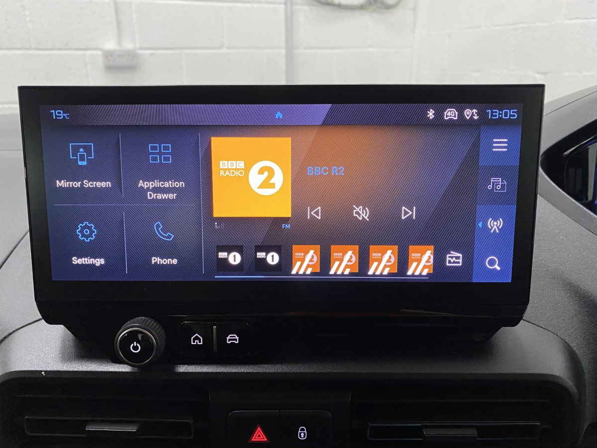 Peugeot Rifter 1.5 BlueHDi 130 GT Automatic Wheelchair Accessible Vehicle (WAV)