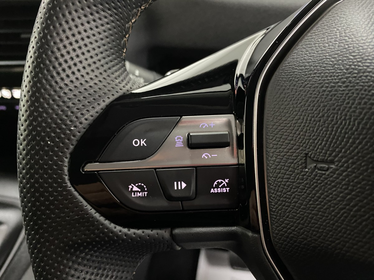 Peugeot Rifter 1.5 BlueHDi 130 GT Automatic Wheelchair Accessible Vehicle (WAV)