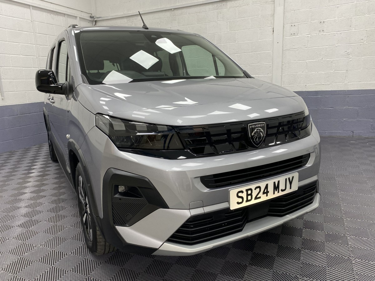 Peugeot Rifter 1.5 BlueHDi 130 GT Automatic Wheelchair Accessible Vehicle (WAV)