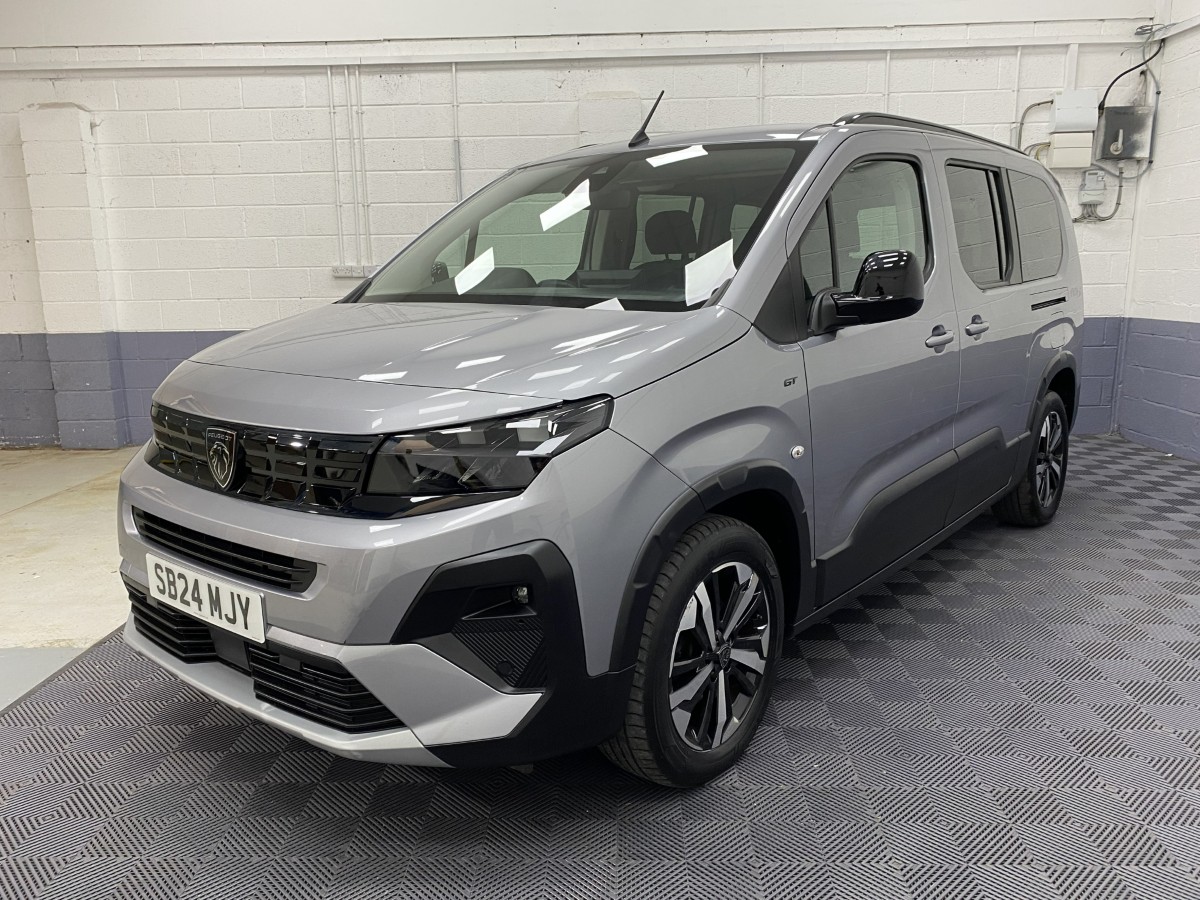Peugeot Rifter 1.5 BlueHDi 130 GT Automatic Wheelchair Accessible Vehicle (WAV)
