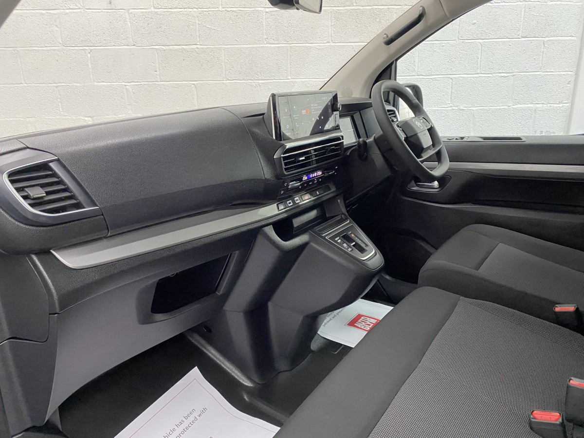 Citroen Spacetouer Wheelchair Accessible Vehicle dashboard view ND26CGG