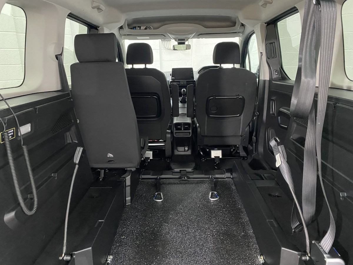 Peugeot Rifter Rear Wheelchair Area SF69FWS