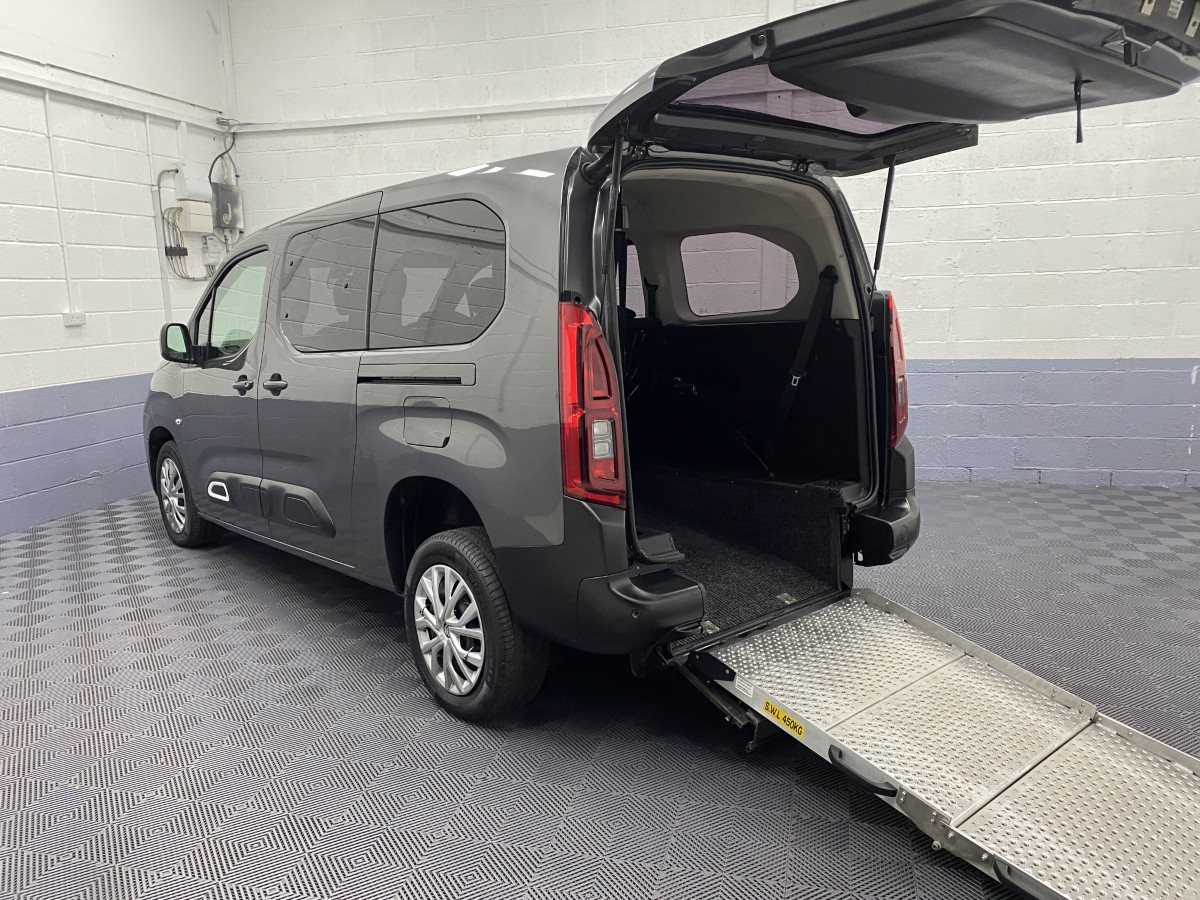Citroen Berlingo XL 1.5 BlueHDi Feel Wheelchair Accessible Vehicle (WAV)